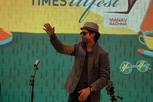 Birthday Predictions: “Acting or Directing… What Would Be The Best for Farhan Akhtar in 2022?”