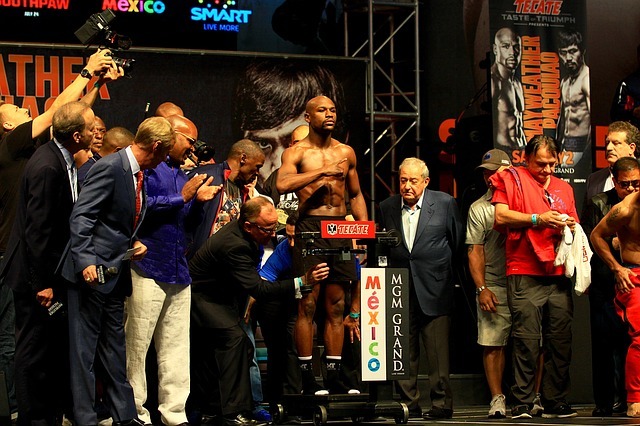 Floyd Mayweather Horoscope Analysis:Will 2022 Be A Winning Year For Floyd!