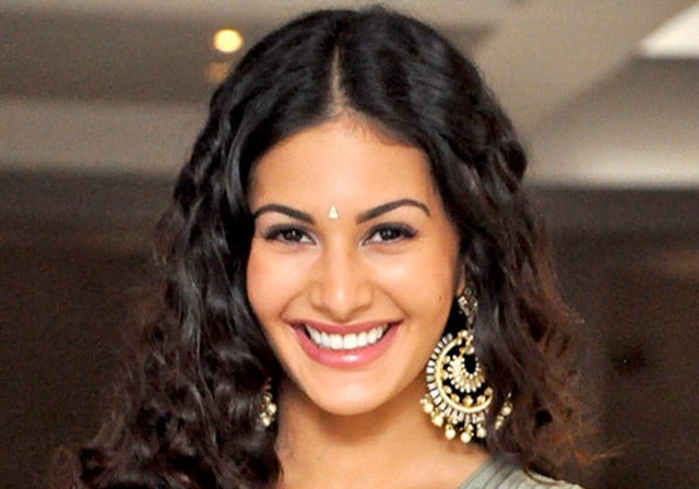 Birthday Predictions: “What Can Amyra Dastur Do in 2021 To Achieve The Success She Deserves?”
