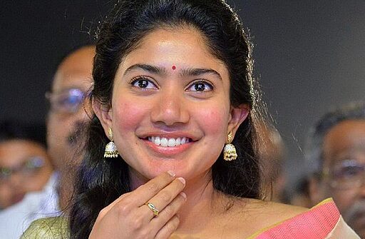 Sai Pallavi horoscope analysis : “Is Sai Pallavi Wasting Her Prime Phase by Not Signing Films in 2022-23?”